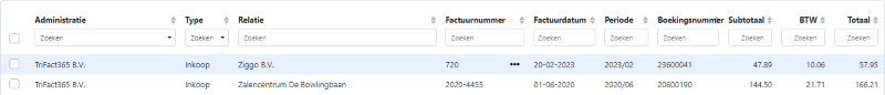 Tabelweergave van het archief in TriFact365 met de kolommen: Administratie, type (inkoop/verkoop), relatie, factuurnumer, factuurdatum, periode, boekingsperiode, subtotaal, BTW, Totaal.
